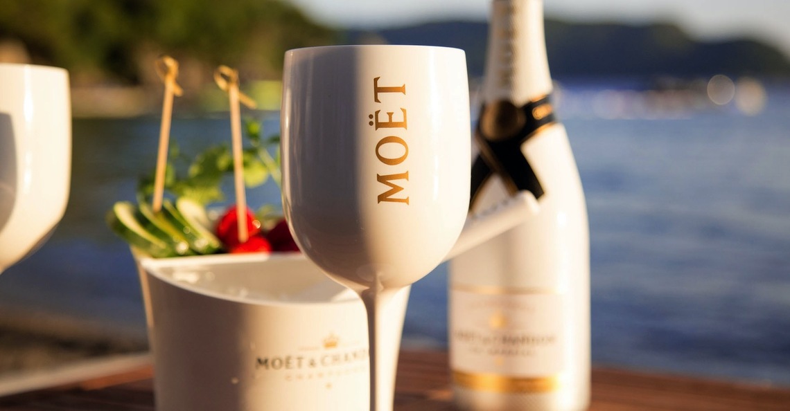 Moët & Chandon Beach & Bar 2