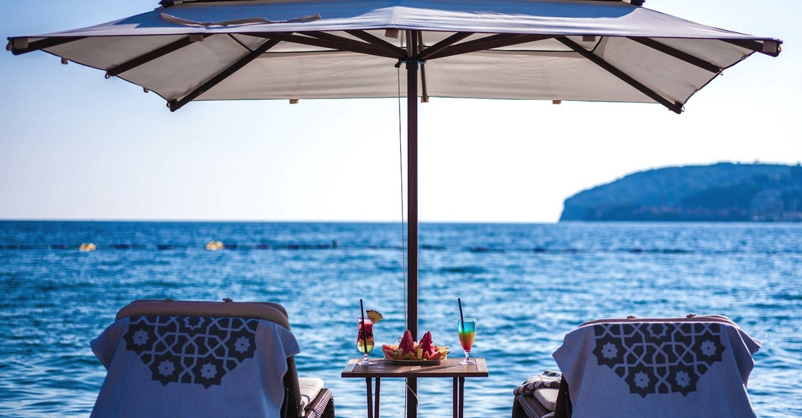 Moët & Chandon Beach & Bar 4