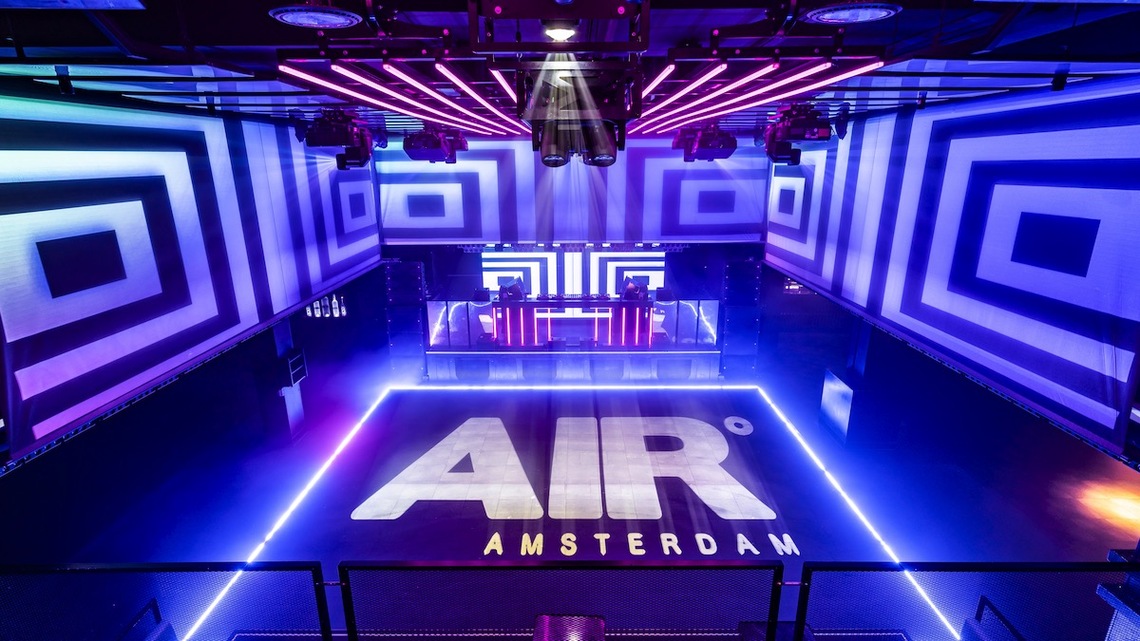 AIR Amsterdam 1
